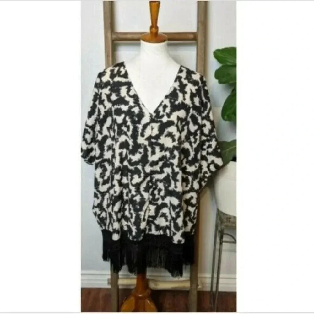 Divided By H&M Womens V-neck Poncho Cover Up‎ One Size Fringe Beach Vacation